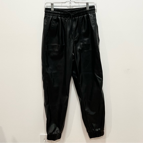 BLANK NYC Black Drawstring Faux Leather Joggers Size 28 - Picture 6 of 16